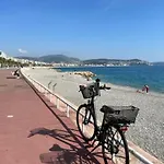 Jardin Sur La Promenade Des * ニース
