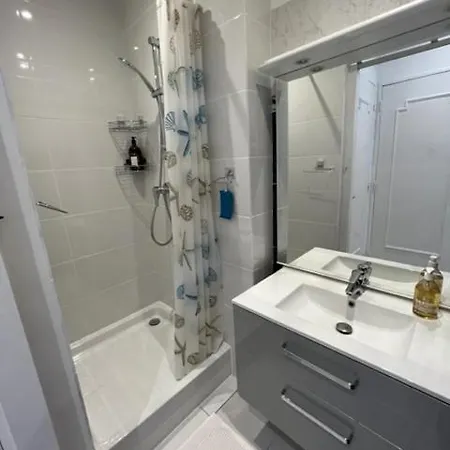 Jardin Sur La Promenade Des * Nizza