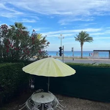 Jardin Sur La Promenade Des Apartment Nizza